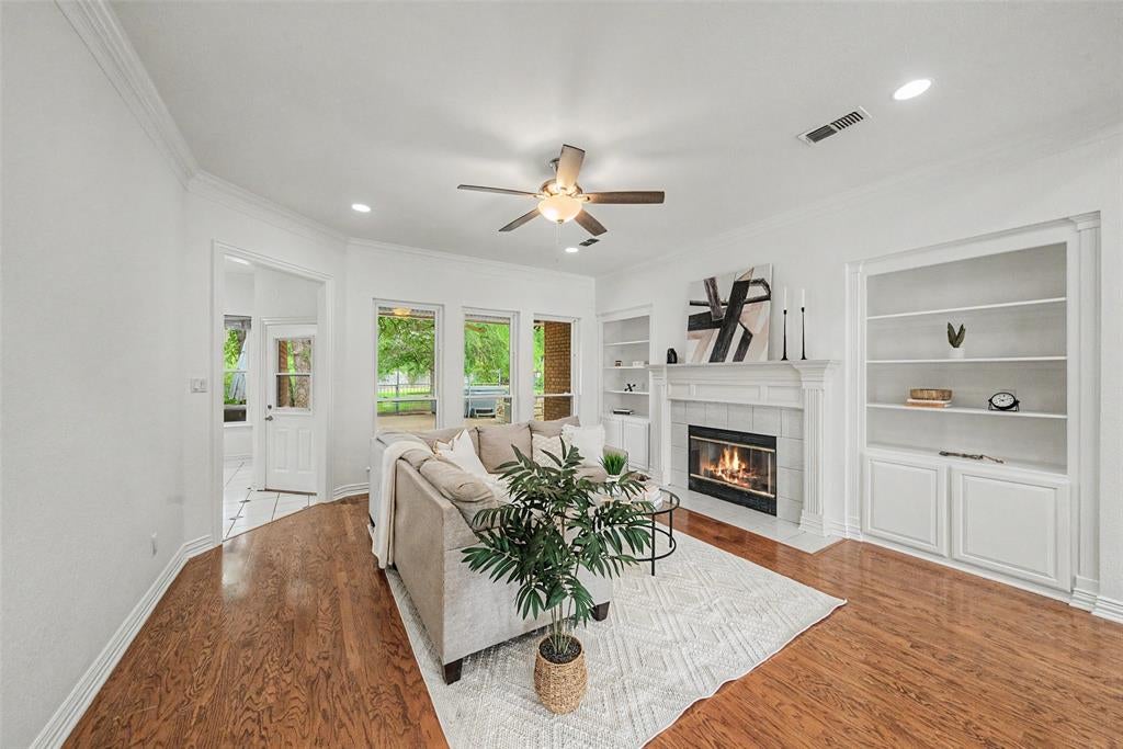 1304 Greenview Dr, Aledo, TX 76008 photo