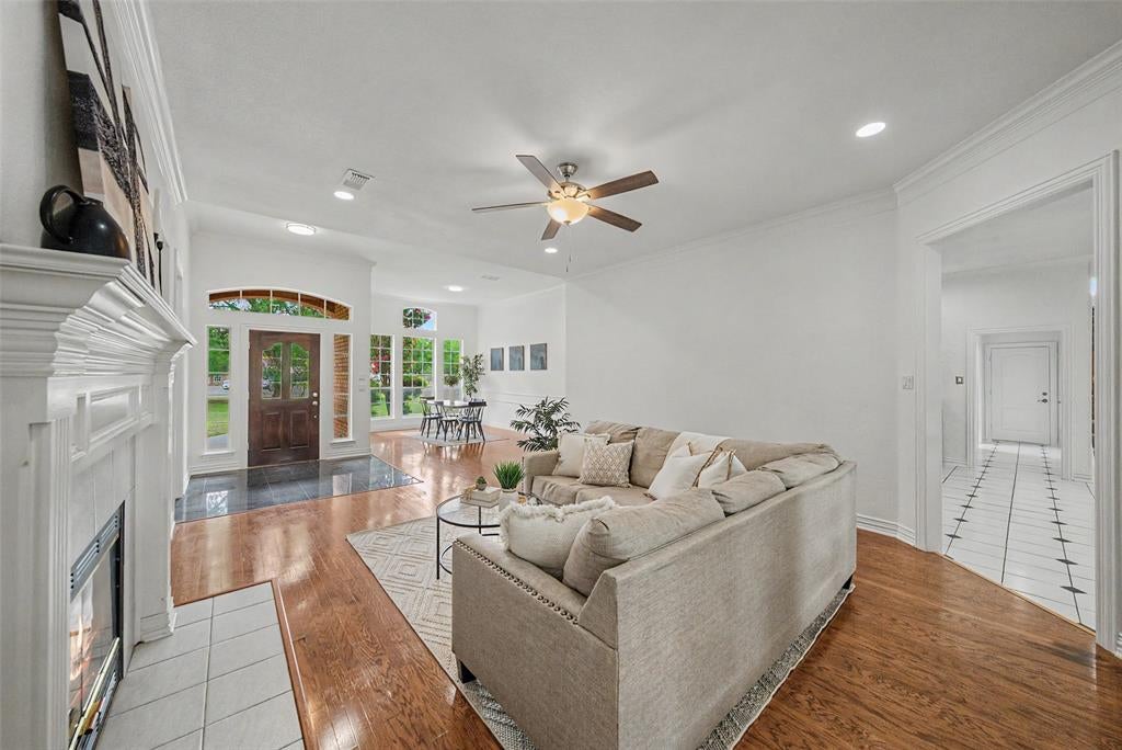 1304 Greenview Dr, Aledo, TX 76008 photo