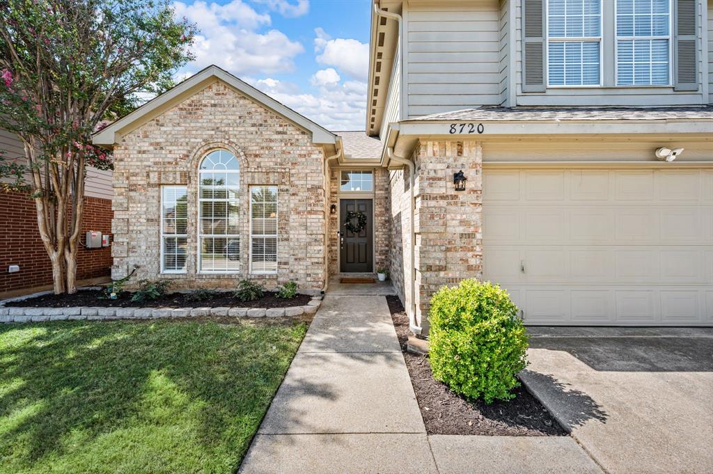 8720 Tigris Trl, Fort Worth, TX 76118 photo