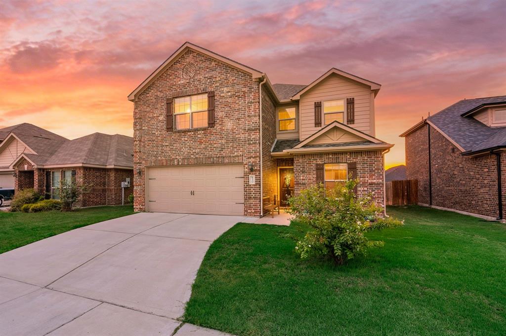 119 Magnolia Dr, Sanger, TX 76266