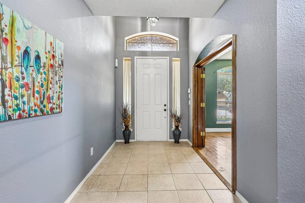 1910 Bentwood Ct, Grapevine, TX 76051 photo
