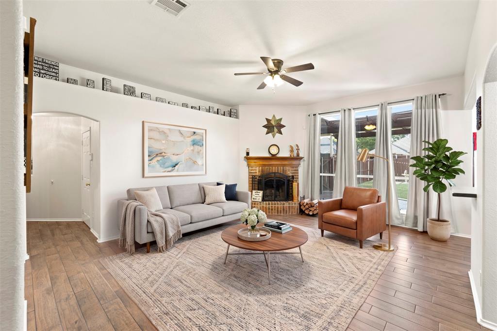 327 Choctaw Trl, Waxahachie, TX 75165 photo