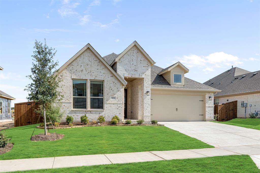 821 Blue Fescue Rd, Fort Worth, TX 76247 photo