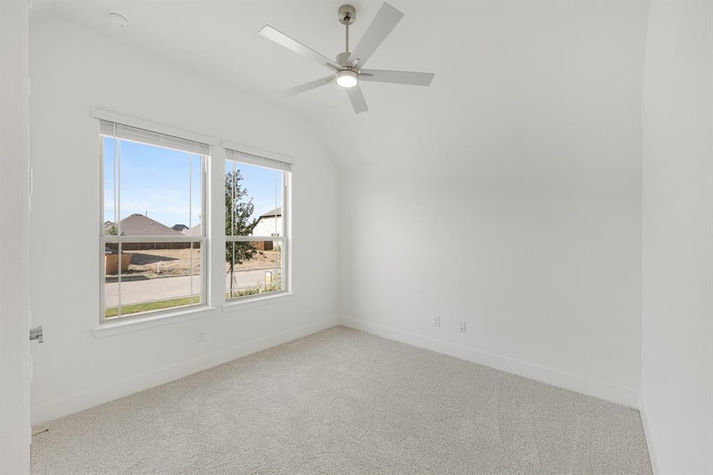 821 Blue Fescue Rd, Fort Worth, TX 76247 photo