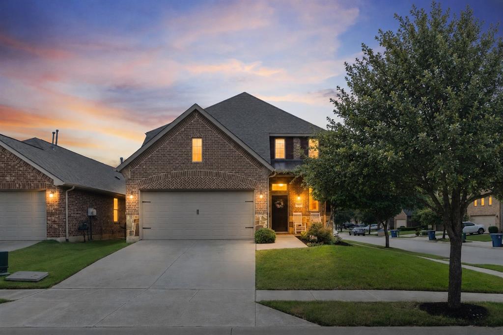 800 Kirby Dr, Lantana, TX 76226