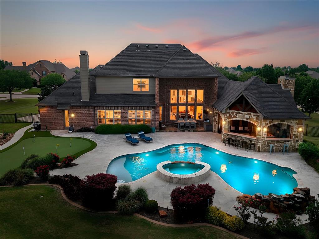 1 Kensington Dr, Heath, TX 75032