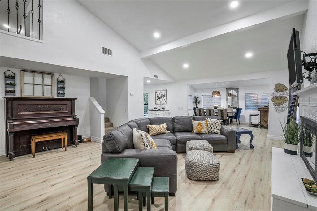 1510 Hillcrest Blvd, Little Elm, TX 75068 photo