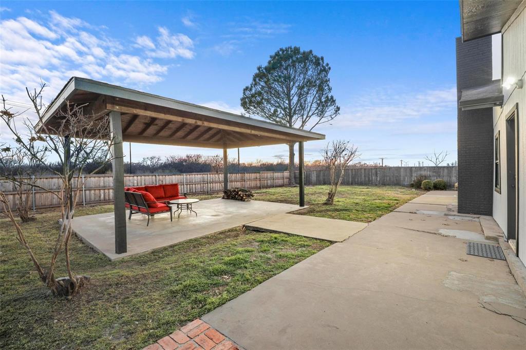 1510 Hillcrest Blvd, Little Elm, TX 75068 photo