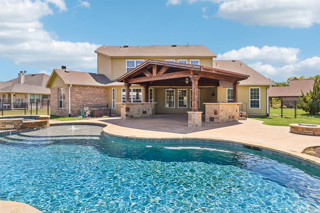 395 Pecan Ct, Nevada, TX 75173