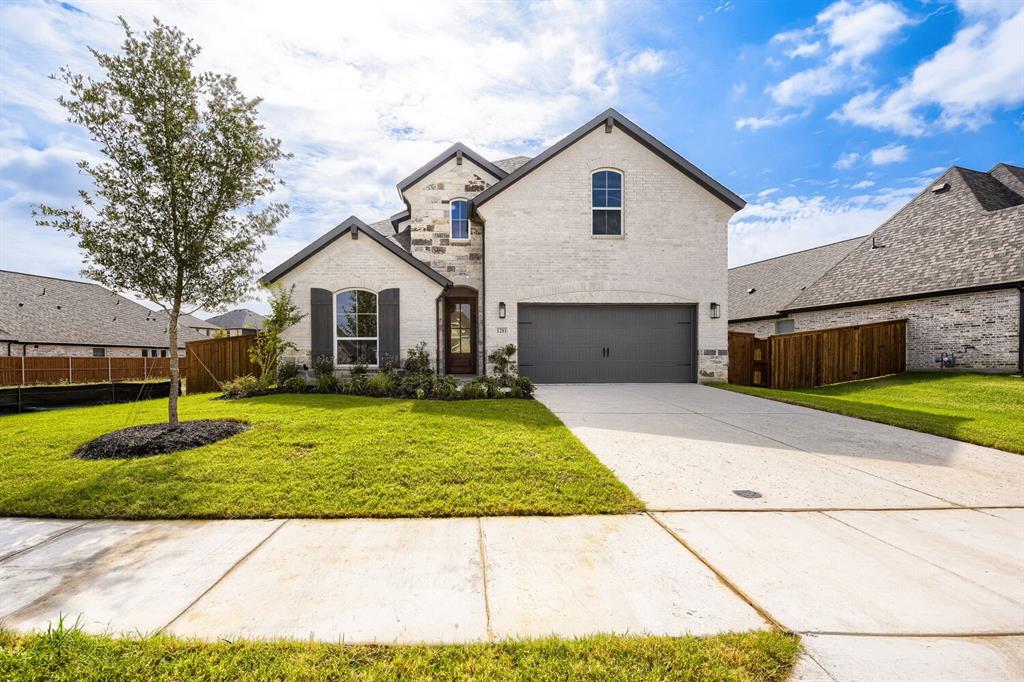 1281 White Pine Dr, Haslet, TX 76052