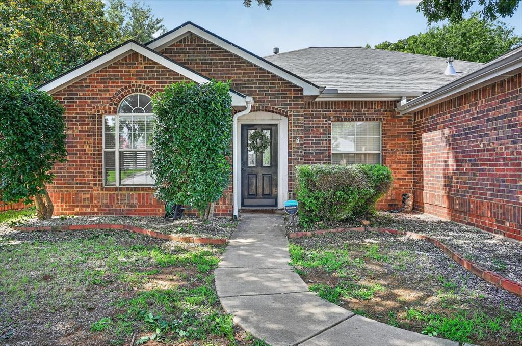 3208 Cliff Oaks Dr, Corinth, TX 76210