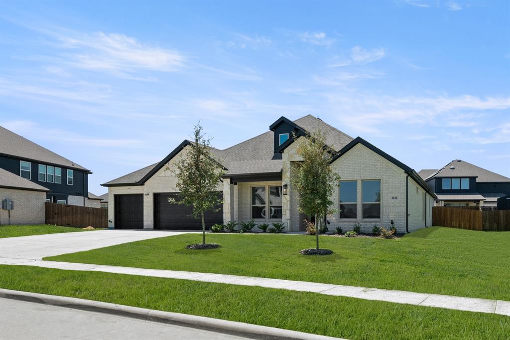 1810 Marlow Dr, Cedar Hill, TX 75104