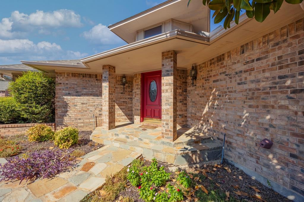 8418 Golf Club Cir, Fort Worth, TX 76179