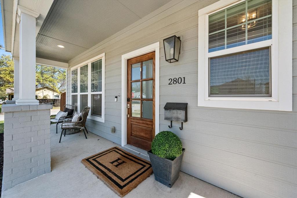 2801 Livingston Ave, Fort Worth, TX 76110 photo