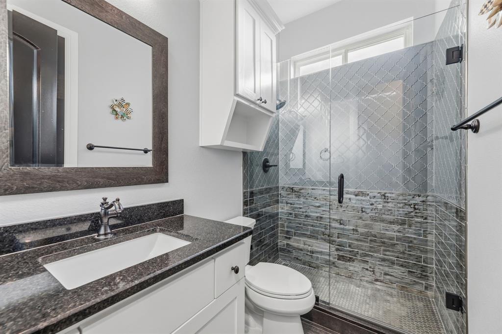 2712 Mount View Dr, Farmers Branch, TX 75234 photo