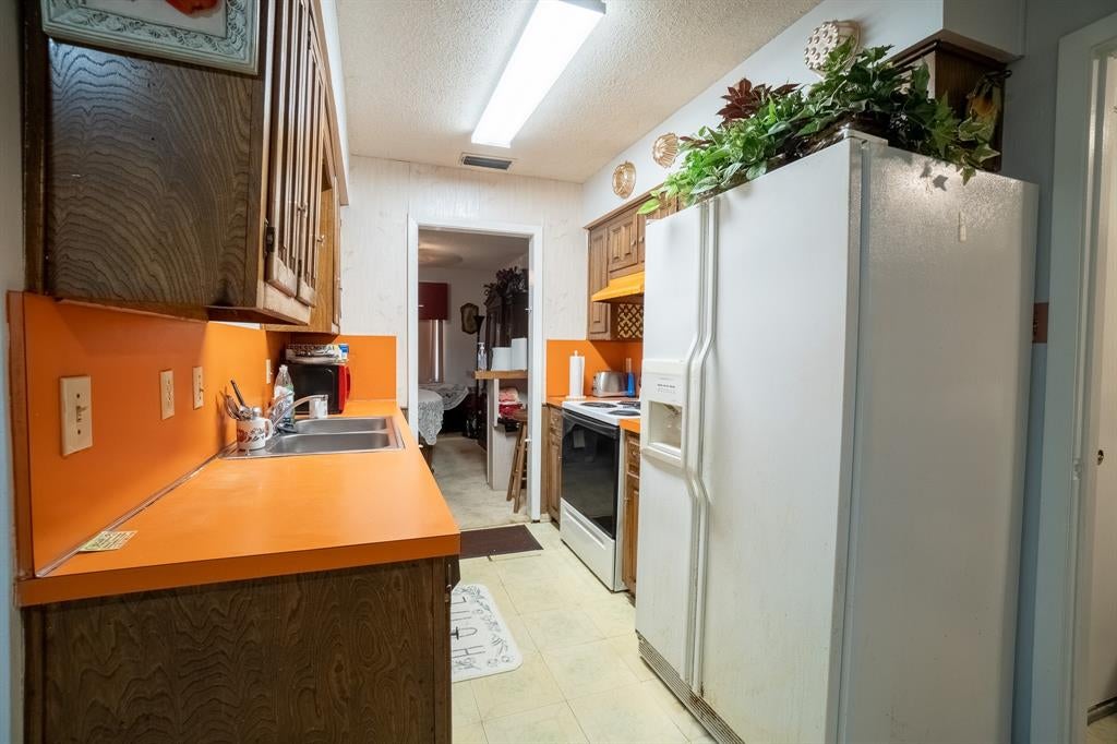 10311 Cradlerock Dr, Dallas, TX 75217 photo