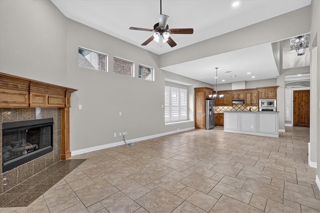 2024 S Hill Dr, Irving, TX 75038 photo