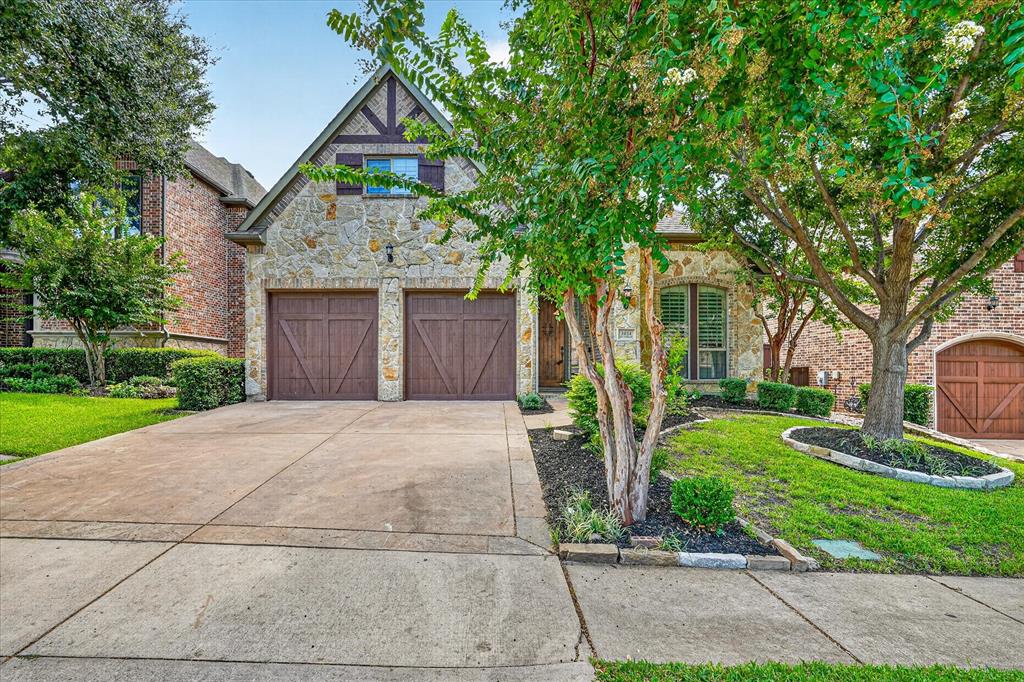 2024 Hill Dr, Irving, TX 75038