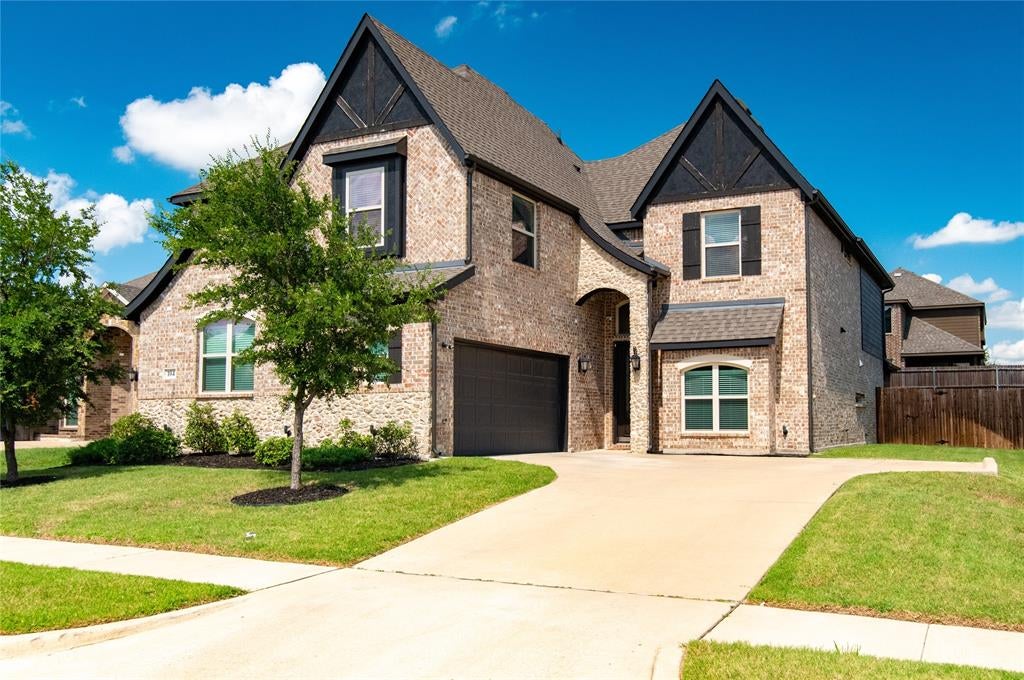 104 Balsam Dr, Red Oak, TX 75154