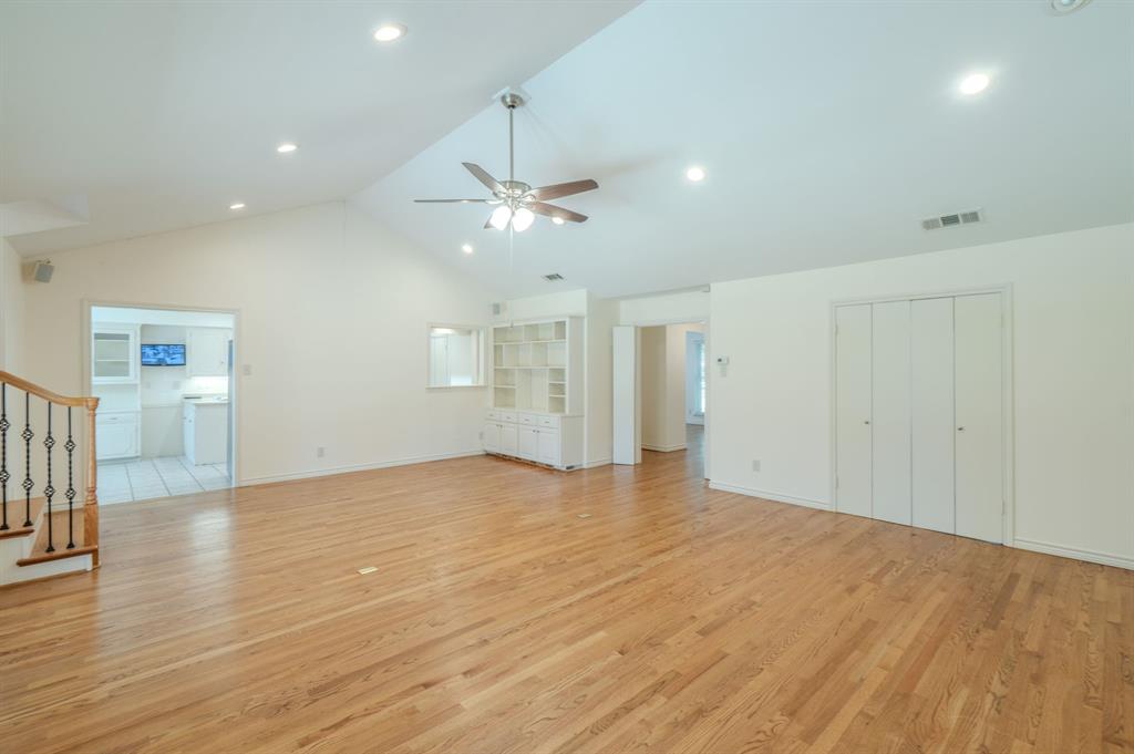 7616 Woodstone Ln, Dallas, TX 75248 photo
