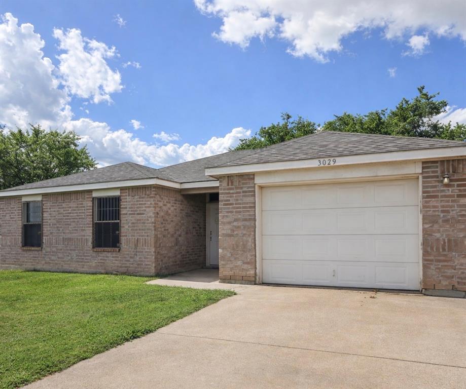 5029 Cottey St, Fort Worth, TX 76105