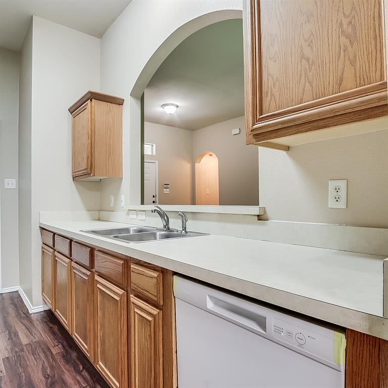 5029 Cottey St, Fort Worth, TX 76105 photo