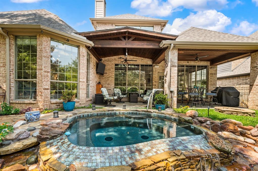 8424 Jefferson Way, Lantana, TX 76226 photo