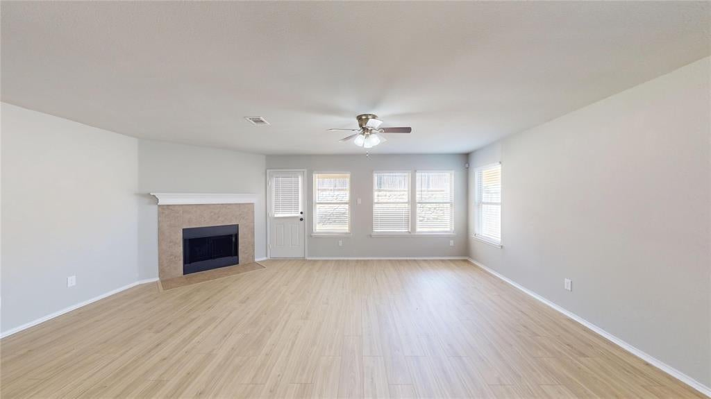 5112 Glen Eden Dr, Fort Worth, TX 76119 photo