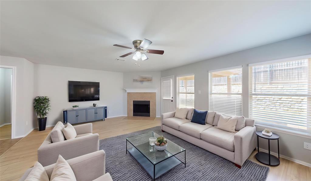 5112 Glen Eden Dr, Fort Worth, TX 76119 photo