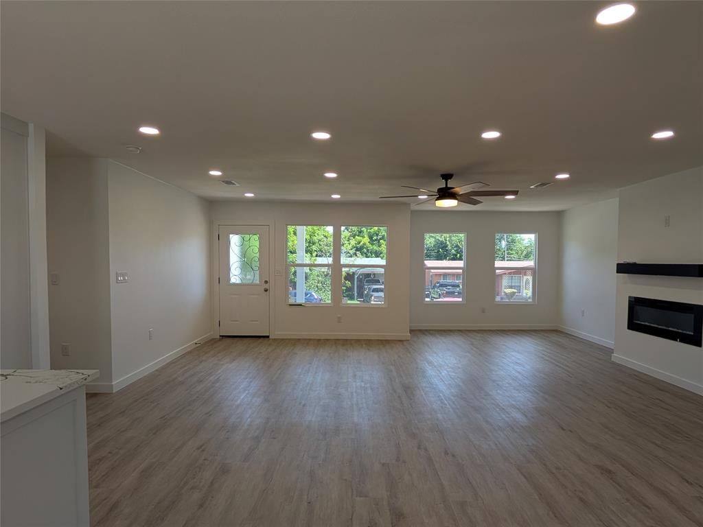 1337 Adelaide Dr, Dallas, TX 75216 photo