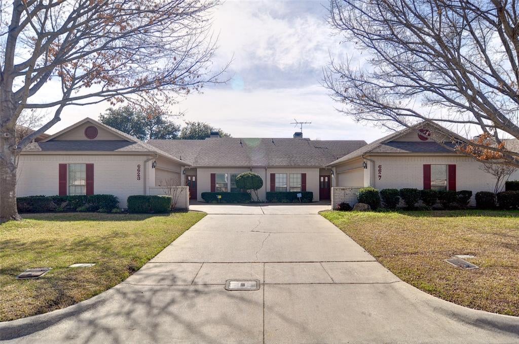 6623 Waterwood Trl, Benbrook, TX 76132
