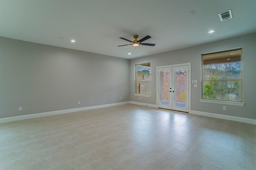 8319 Deep Green Dr, Dallas, TX 75249 photo