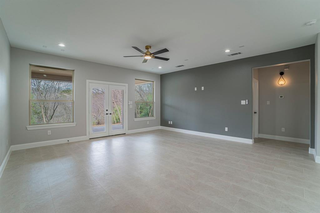 8319 Deep Green Dr, Dallas, TX 75249 photo
