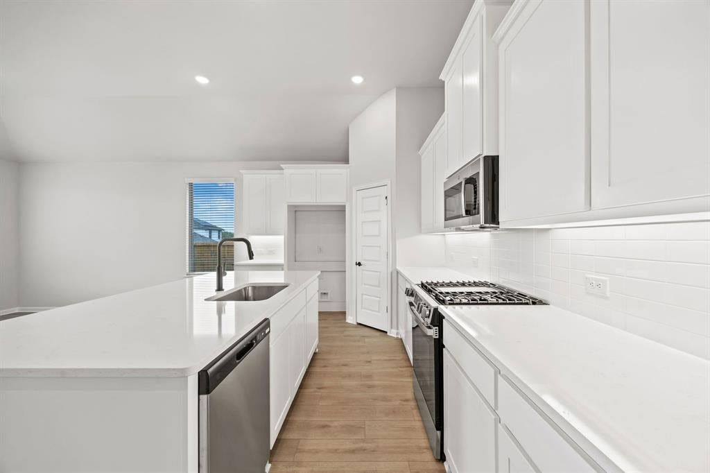 3210 Majesty Ln, Denton, TX 76208 photo