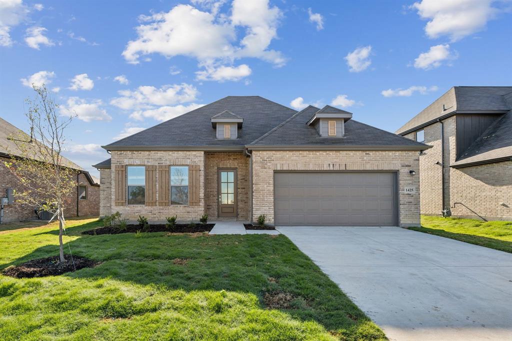 3210 Majesty Ln, Denton, TX 76208