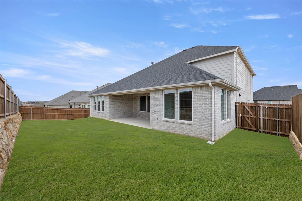 605 Aberdeen Ln, Mansfield, TX 76063 photo