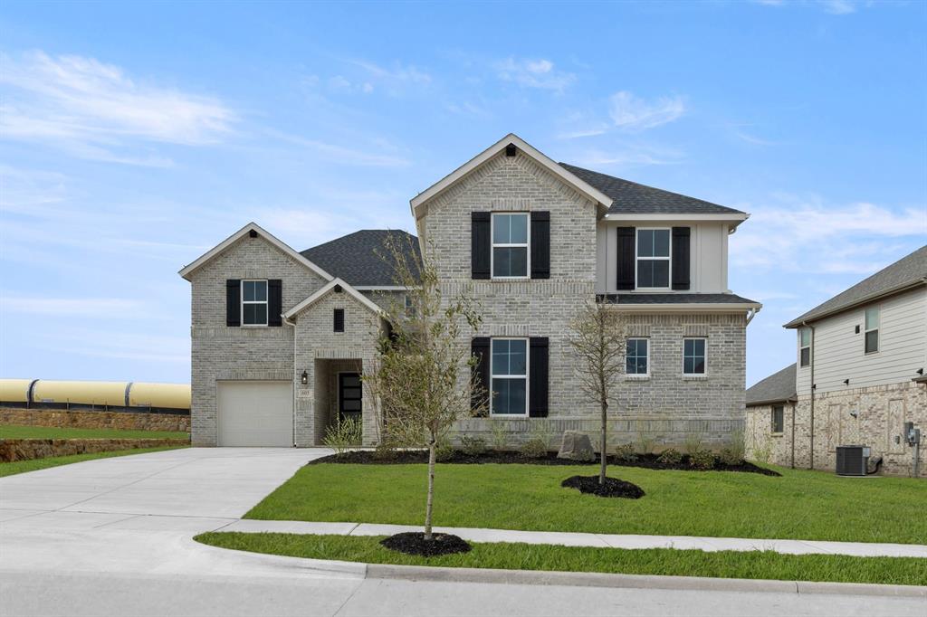 605 Aberdeen Ln, Mansfield, TX 76063