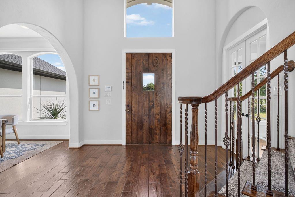 137 Crest Canyon Dr, Fort Worth, TX 76108 photo
