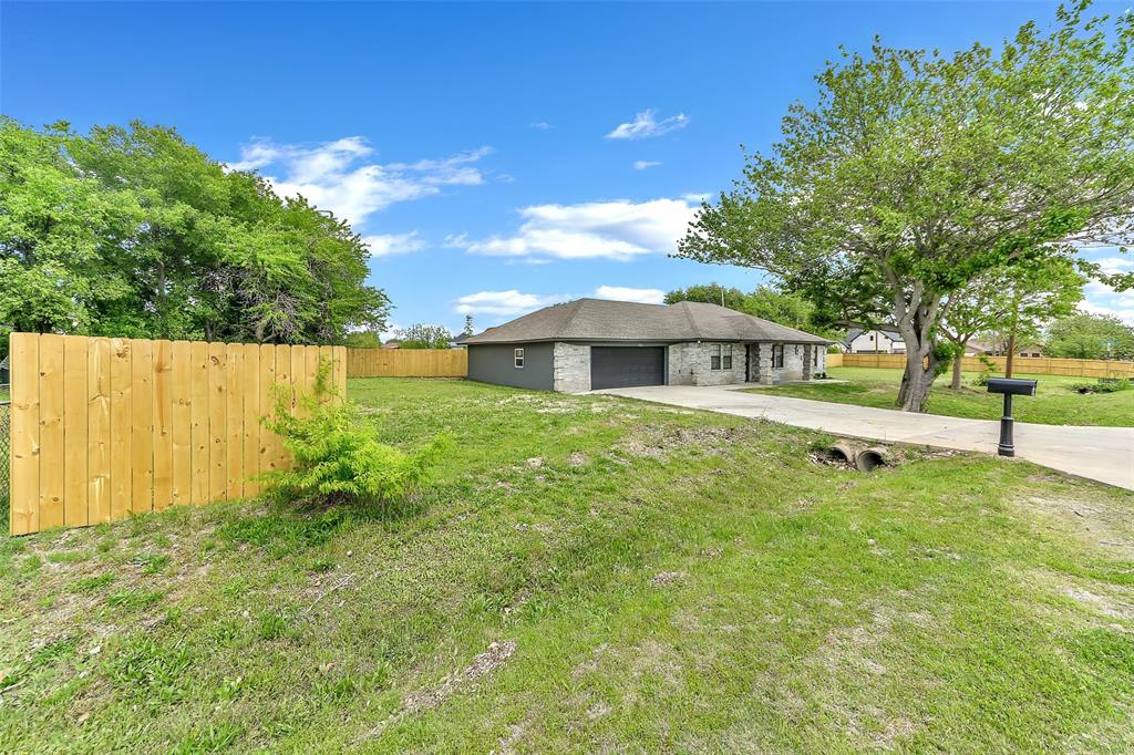 5924 Angus Dr, Fort Worth, TX 76179 photo