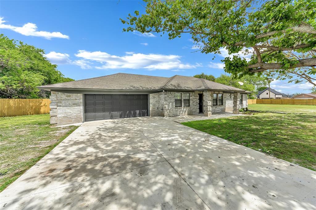 5924 Angus Dr, Fort Worth, TX 76179 photo
