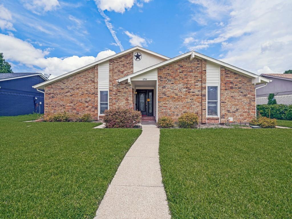 4504 Palos Verdes Dr, Mesquite, TX 75150 photo