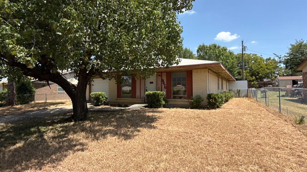 3976 Avocado Dr, Dallas, TX 75241 photo