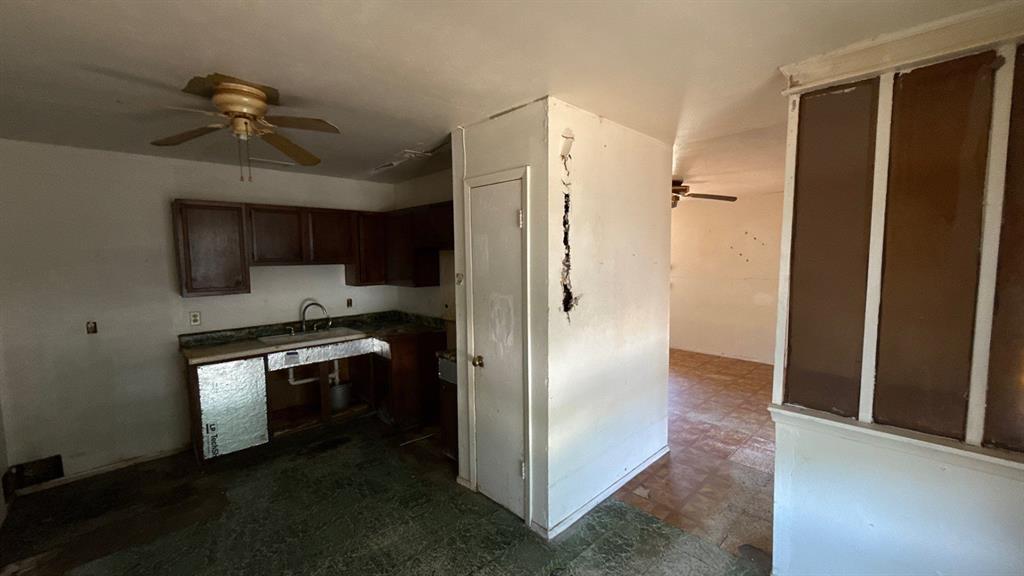 3976 Avocado Dr, Dallas, TX 75241 photo