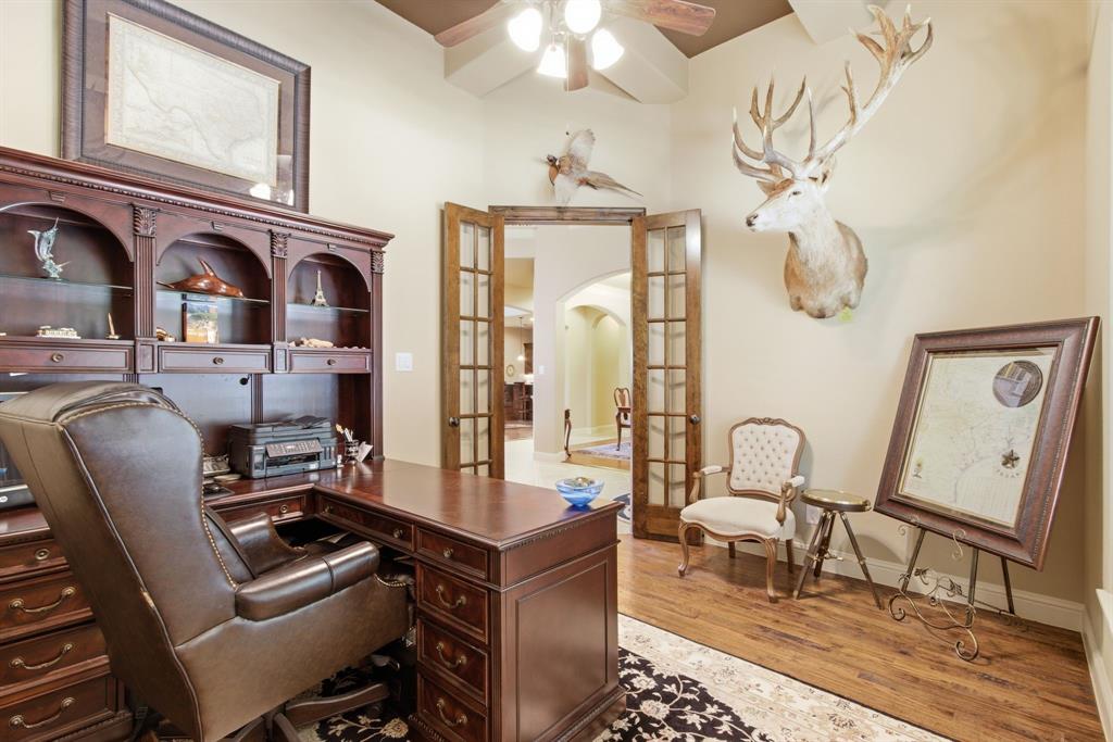 100 Honeysuckle Way, Flower Mound, TX 75028 photo