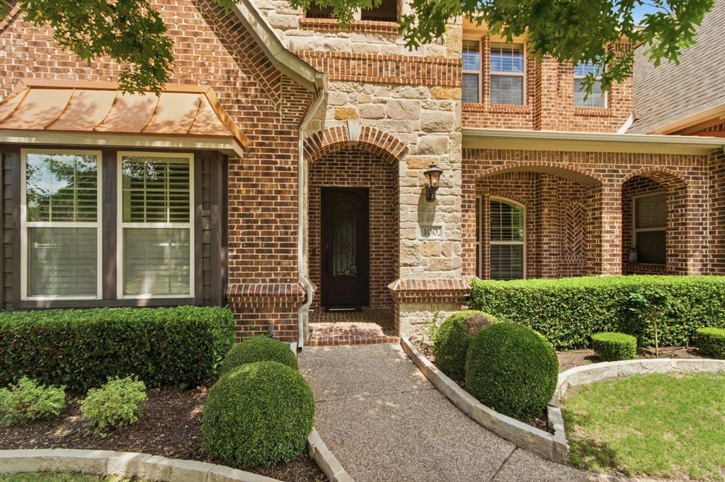 100 Honeysuckle Way, Flower Mound, TX 75028 photo
