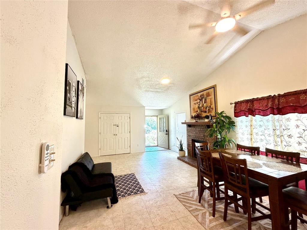 817 Colchester Dr, Mesquite, TX 75149 photo