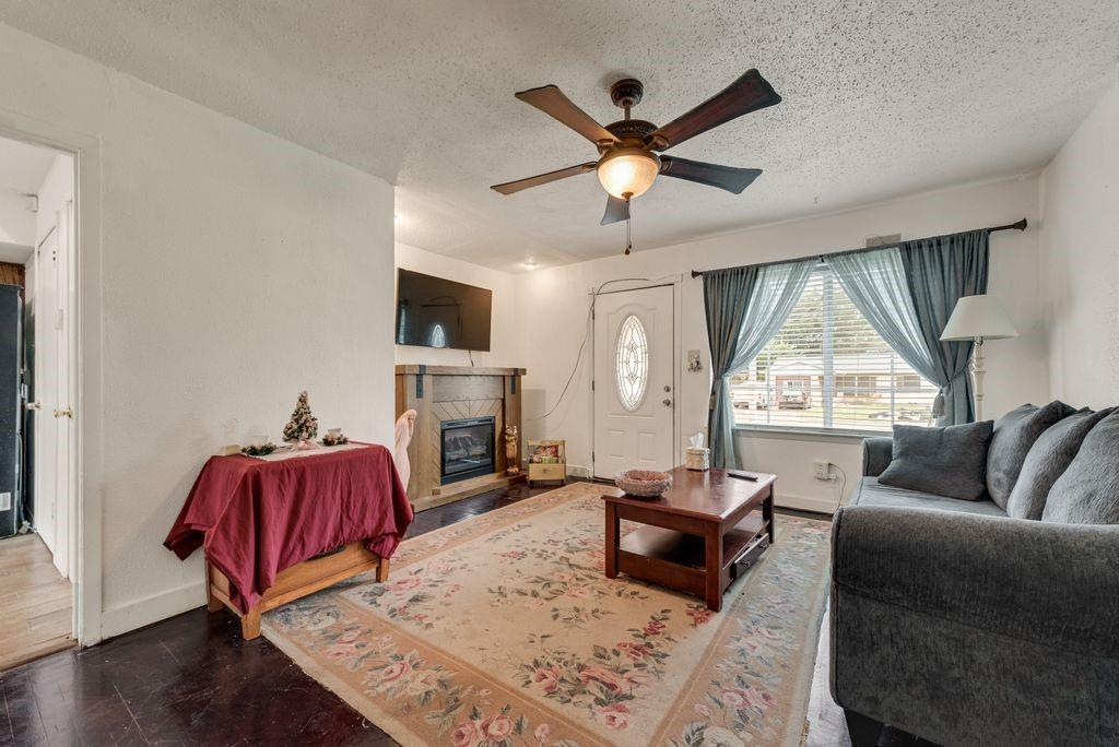1604 Summit St, Mesquite, TX 75149 photo
