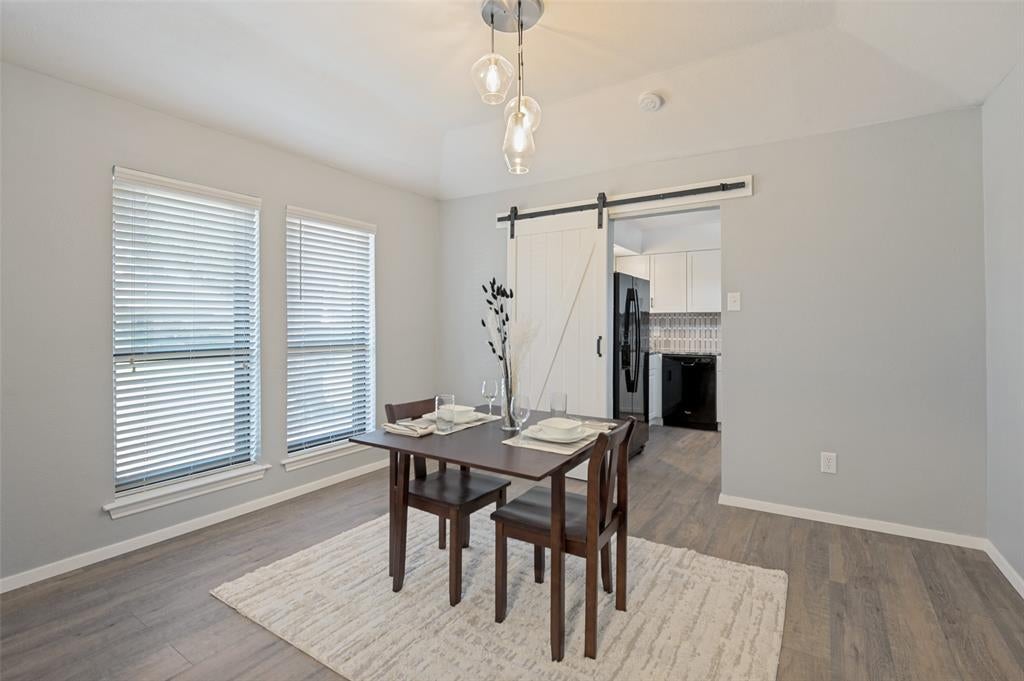 2213 Trinity Spring Dr, Carrollton, TX 75007 photo