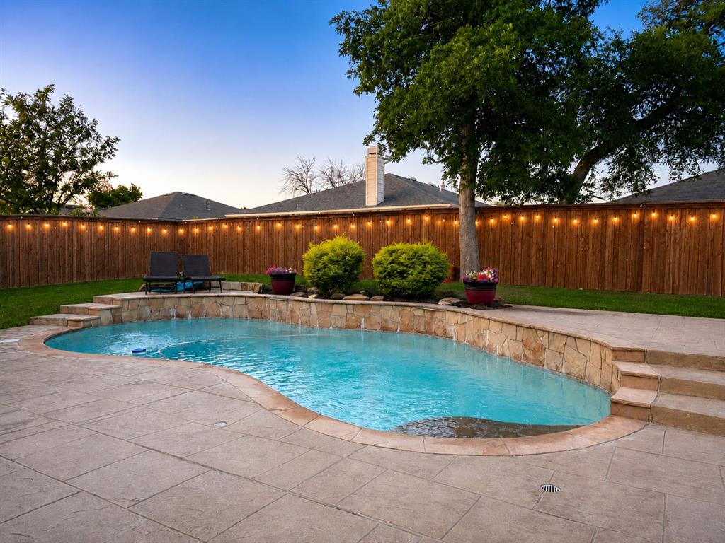 2317 Basswood Dr, Little Elm, TX 75068 photo