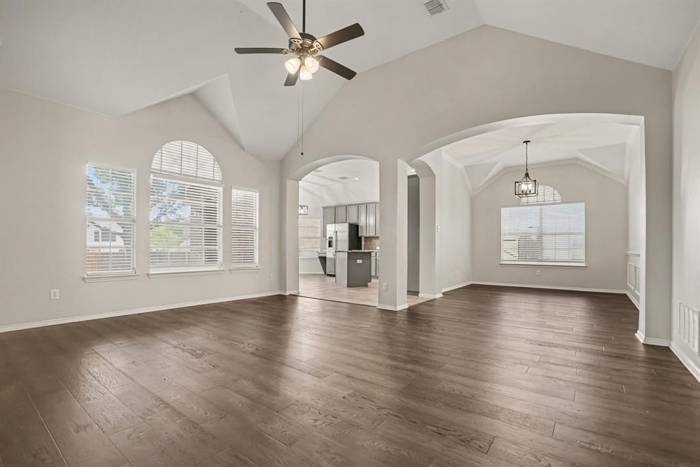 11 Mary Lou Ct, Mansfield, TX 76063 photo